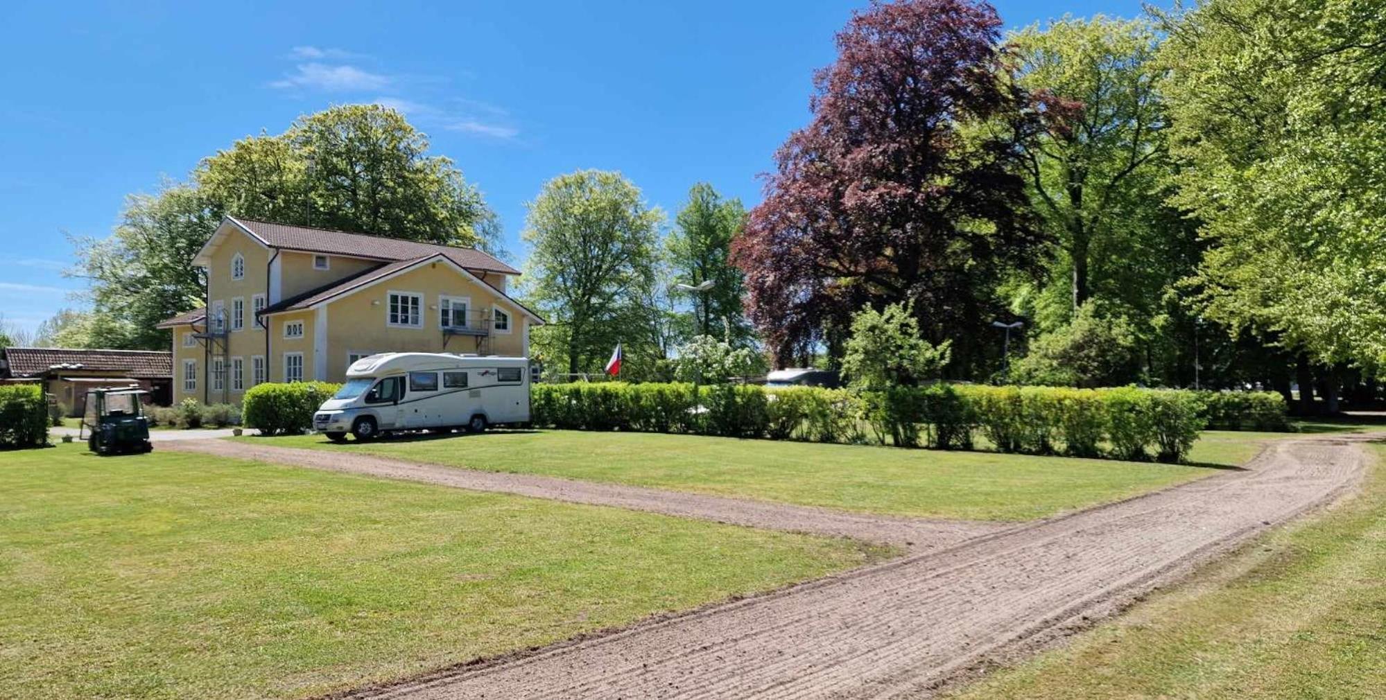 Charlottsborgs Camping Och Vandrarhem Kristianstad Esterno foto